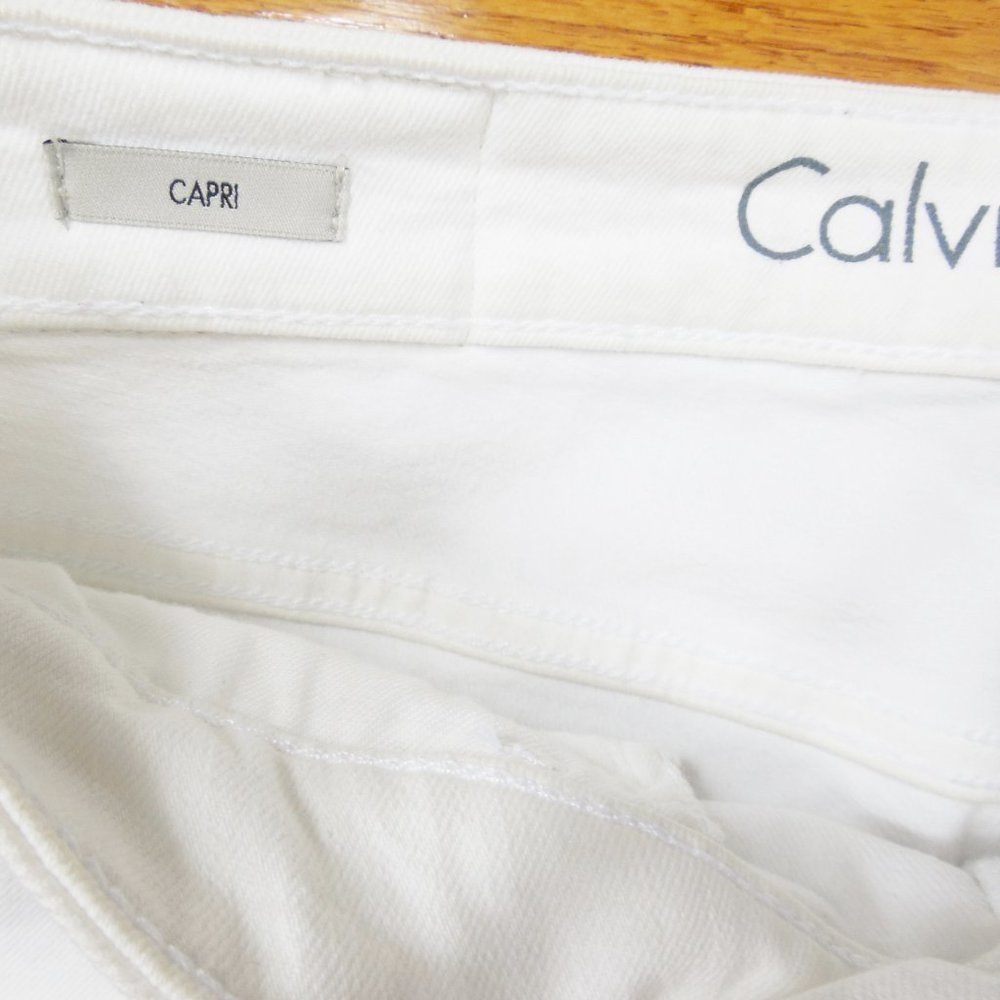 CALVIN KLEIN Size 10 White Capri Jeans Cropped Stretch 30 Waist 5 Pocket Basic - Picture 6 of 11
